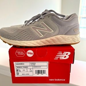 Ladies New Balance shoes.  8.5 wide width.